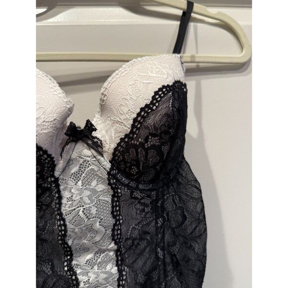 Frederick's of Hollywood Black White Bustier Corset Top Maid Coquette Medium - Picture 3 of 7